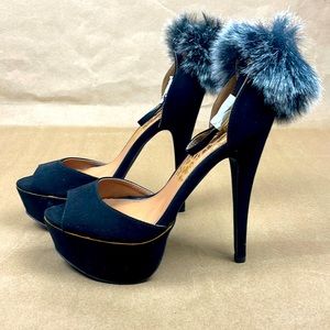 NWOB Qupid Black Peep Toe Platform Ankle Strap Heels with Faux Fur Puffs